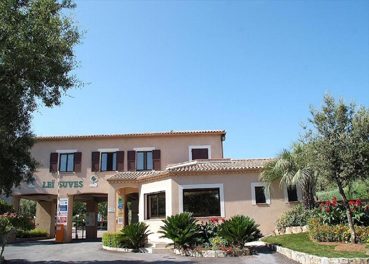 Greenchalets Roquebrune Sur Argens Bagian luar foto