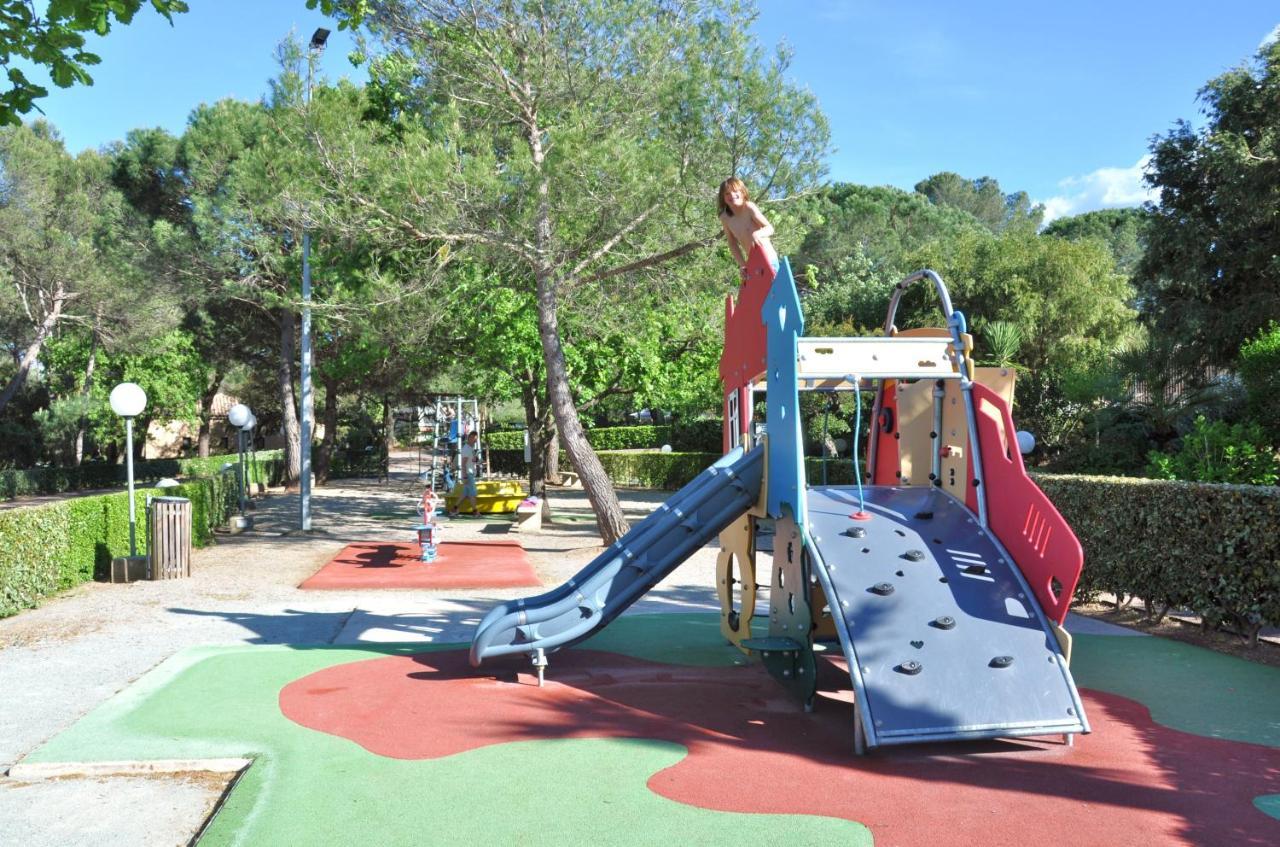 Greenchalets Roquebrune Sur Argens Bagian luar foto